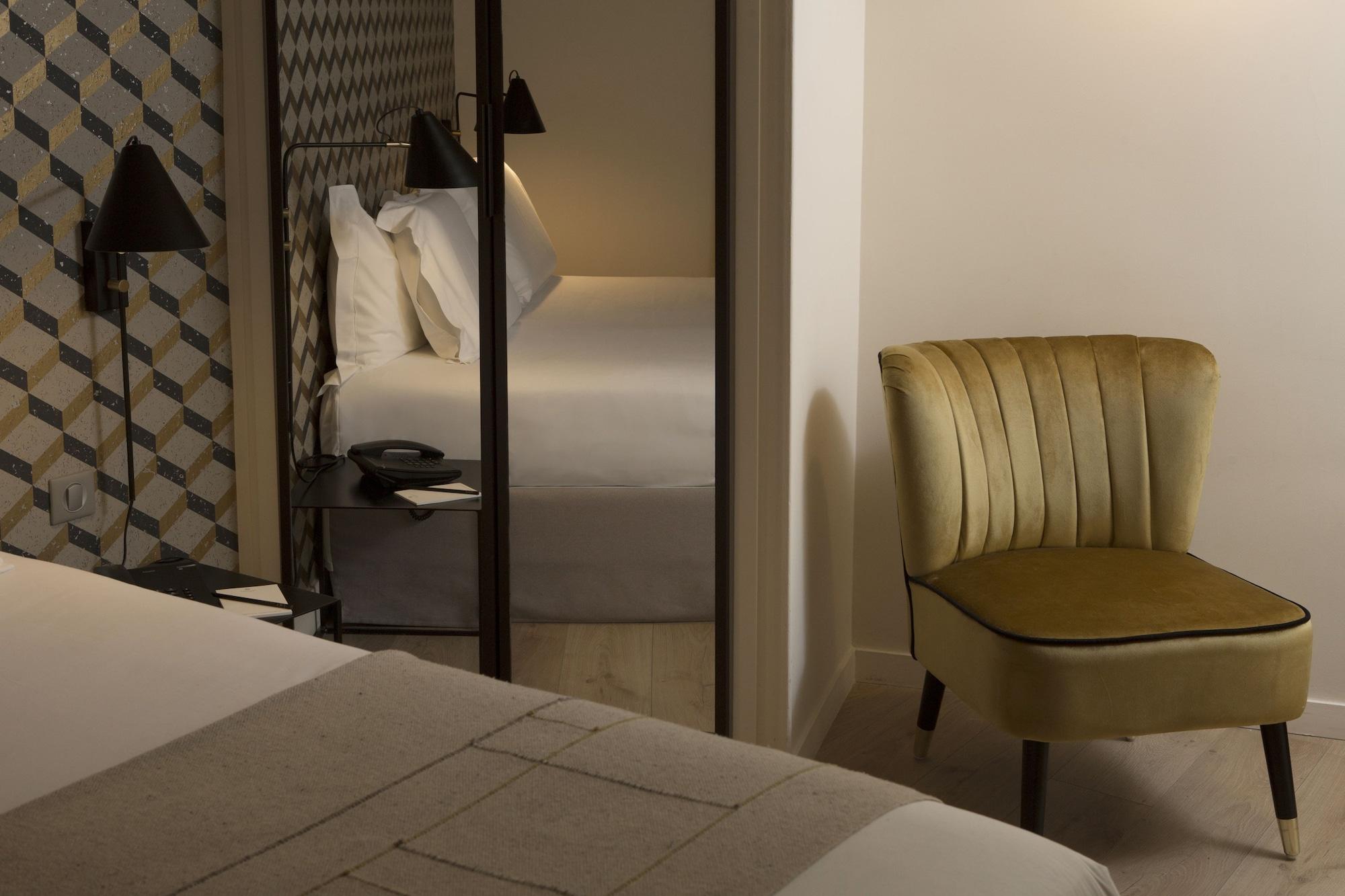 Monsieur Helder Hotel Parijs